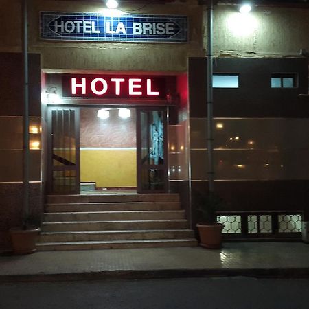 Hotel La Brise Aïn el Turk Eksteriør bilde