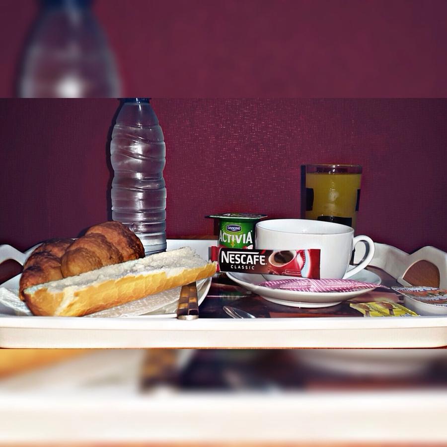 Hotel La Brise Aïn el Turk Eksteriør bilde